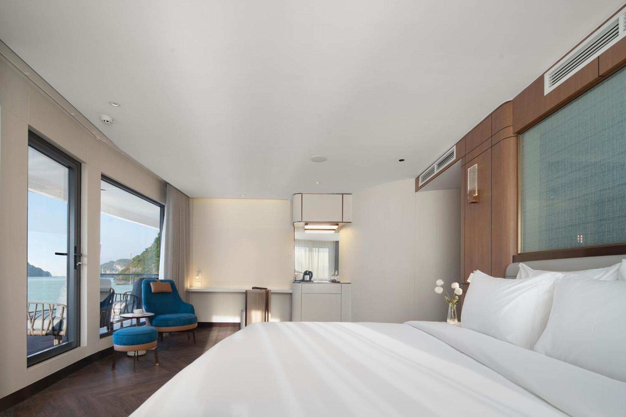 Grand Pioneers Halong Bay Cruise 2 Hotel Hạ Long Ngoại thất bức ảnh