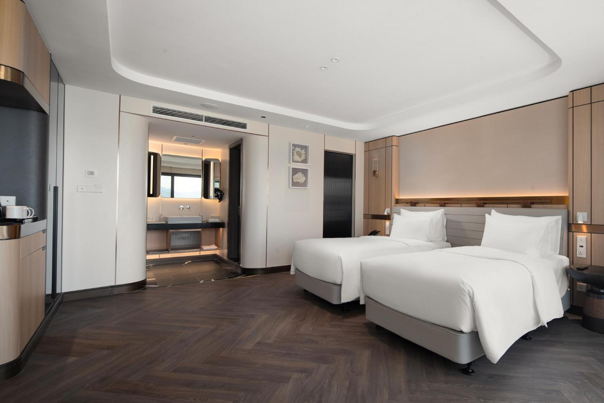 Grand Pioneers Halong Bay Cruise 2 Hotel Hạ Long Ngoại thất bức ảnh