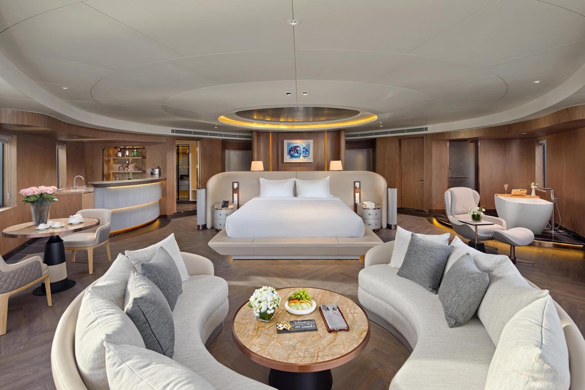 Grand Pioneers Halong Bay Cruise 2 Hotel Hạ Long Ngoại thất bức ảnh